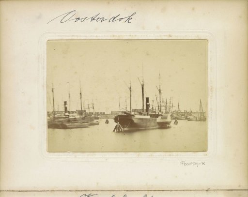 Ships at anchor in the Oosterdok