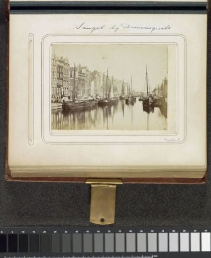 View of the Singel at the Brouwersgracht