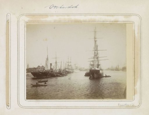 Ships at anchor in the Oosterdok, on the right the ship Merapi