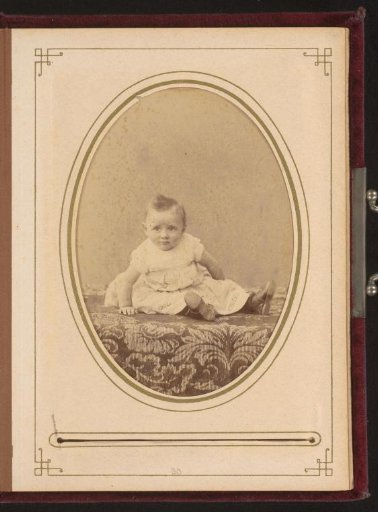 Portrait of a seated baby, identified as Andries Jager