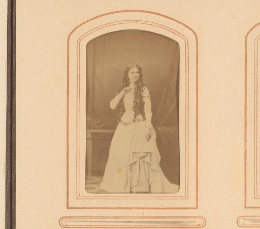 Portrait of Elise Hwasser