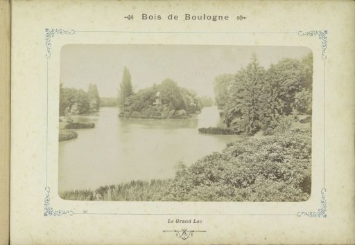Lac Inférieur with the Kiosque de l'Empereur in the Bois de Boulogne near Paris