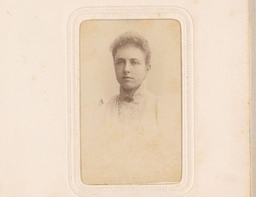 Portrait of a young woman