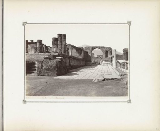 Remains of buildings along the Via di Mercurio in Pompeii