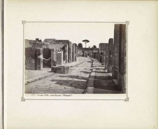 Remains of buildings on the Strada della Abondanza in Pompeii