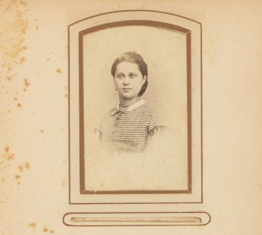 Portrait of a young woman