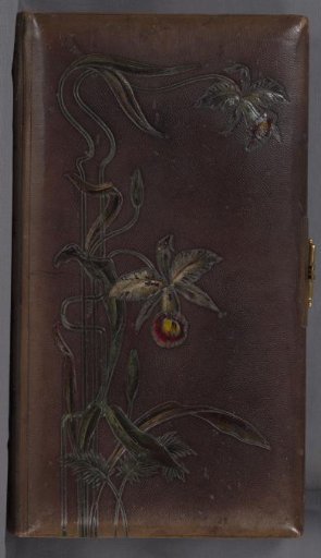Family album with 120 photographs