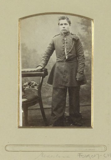 Portrait of a (possibly) Dutch soldier, standing