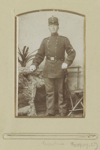 Portrait of a (possibly) Dutch soldier, standing