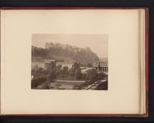 View of the National Galleries of Scotland and Edinburgh Castle
