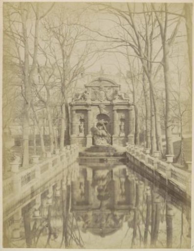 De' Medici fountain in the Jardin du Luxembourg in Paris
