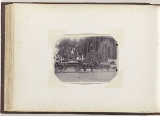 Horse and wagon of the mineral water factory De Hoop in South Africa