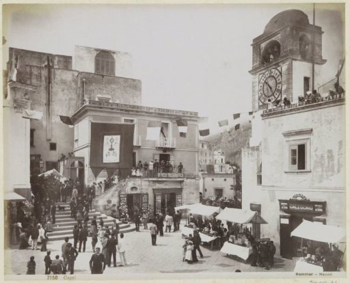 Piazza Umberto I on Capri during a holiday, with a telegraph office in the center