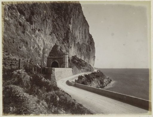 Coastal road from Nice to Monaco at the height of Beaulieu-sur-Mer