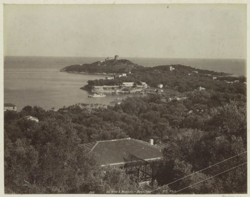 View of Beaulieu-sur-Mer between Nice and Monaco