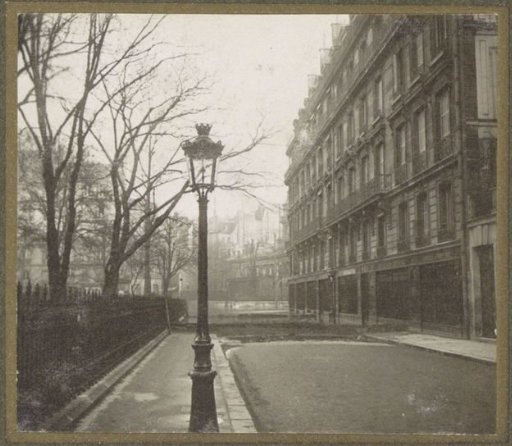 Street remaining dry with a dam during the flooding of Paris