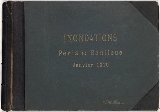 Photo album of the flood in Paris and suburbs 1910