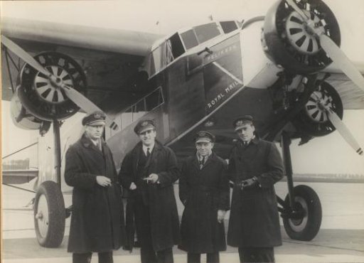 KLM crew of the 'Pelikaan'