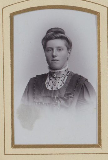 Portrait of a young woman