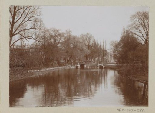 View of the pond of the Hortusplantsoen in Amsterdam