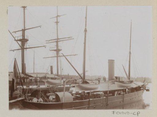 Ship in a harbour, presumably in Amsterdam
