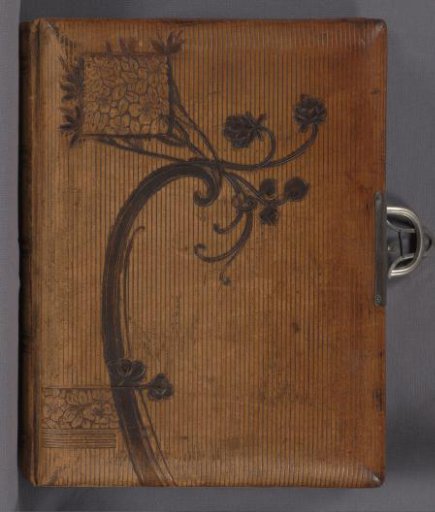 Family album with 68 photographs