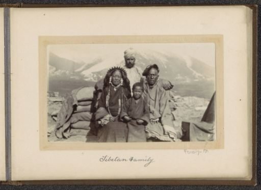 Army intendent with three members of a Tibetan family, Tibet