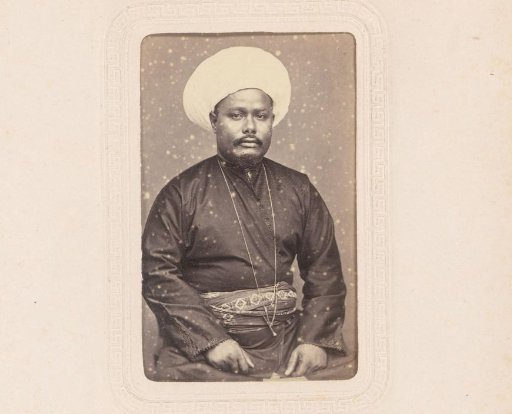 Portrait of a man with a white turban