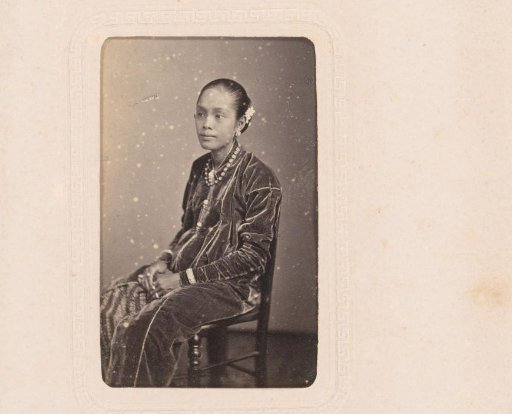Portrait of a seated Indonesian woman