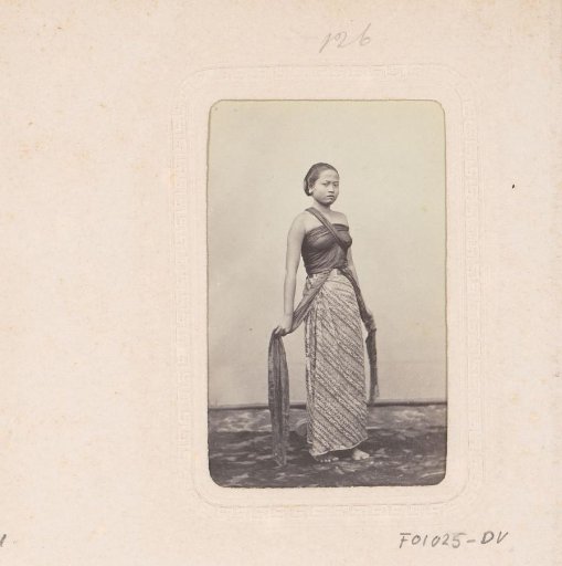 Portrait of a young, standing Indonesian woman