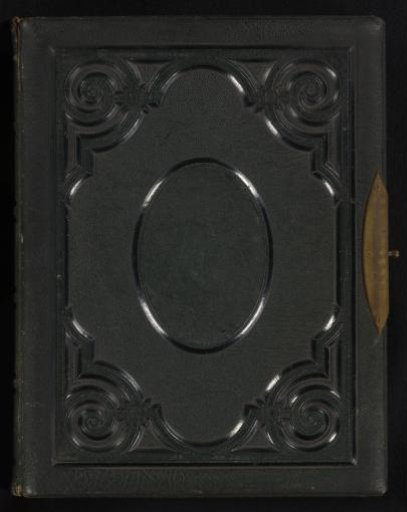 Dutch family album with 157 photographs