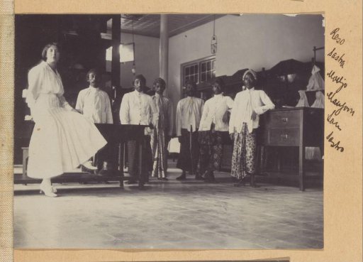 European woman with Javanese household staff, probably in Jogjakarta