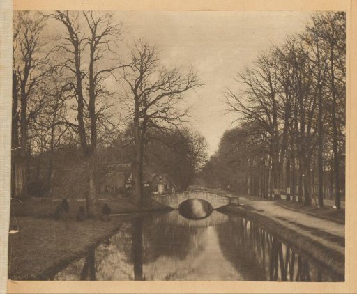 Landscape with ditch, bridge, farmhouse and avenue, probably in the Netherlands