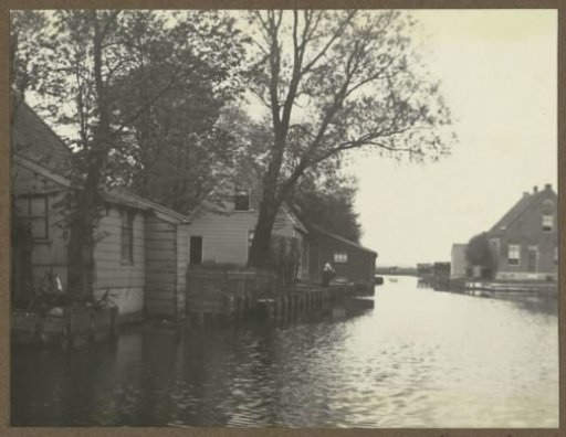 Houses on the Krommert in Amsterdam