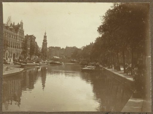 Singel in Amsterdam viewed towards the Munttoren