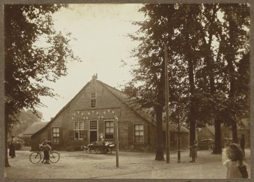 Farmhouse in Laren