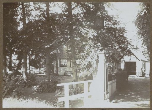 Farmhouse Welna on the Amsteldijk in Amsterdam