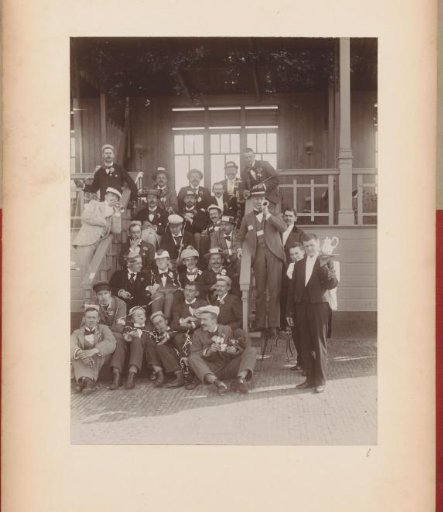 Group portrait of members of the Amsterdam Student Corps