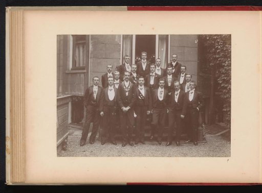 Group portrait of members of the Amsterdam Student Corps