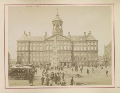 View of the Royal Palace on the Dam with 'Naatje' in front and a horse-drawn tram of the Amsterdamsche Omnibus Maatschappij