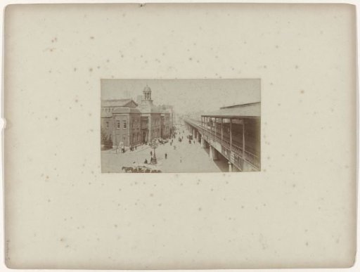 Rotterdam Beurs Station and the Exchange Building