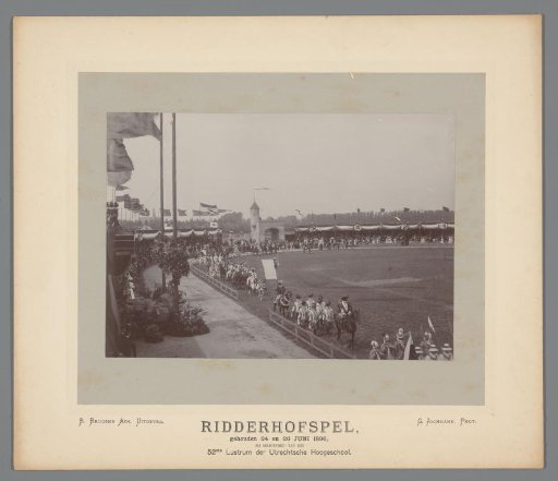 Procession in the arena during the Knightly Games on 24 and 26 June 1896 in Utrecht