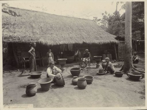 Potters on a courtyard, possibly in Surabaya