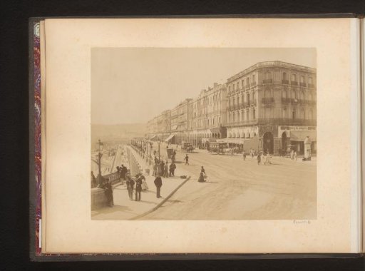 View of Boulevard de la Republique at Algiers