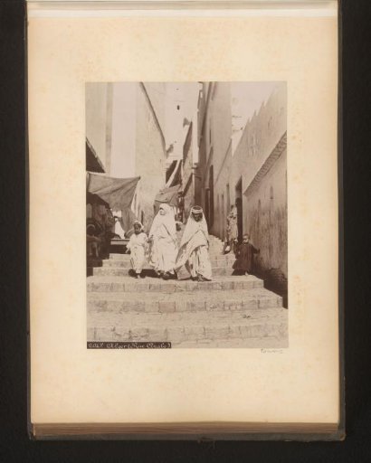 Street view in Algiers