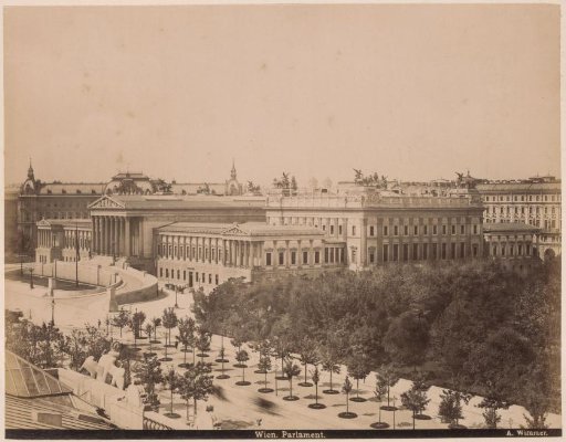 View of the parliament building on the Ringstraße in Vienna