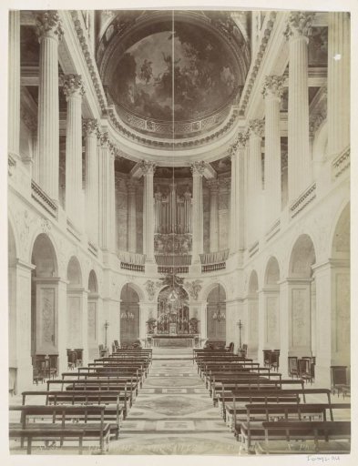 Interior of the chapel of the Palace of Versailles