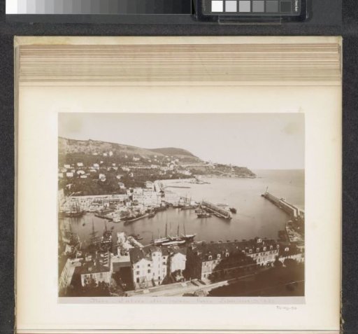 View of the entrance to the harbour of Nice
