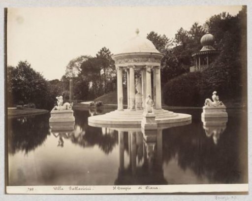 Pond with the Temple of Diana near Villa Pallavicini in Pegli