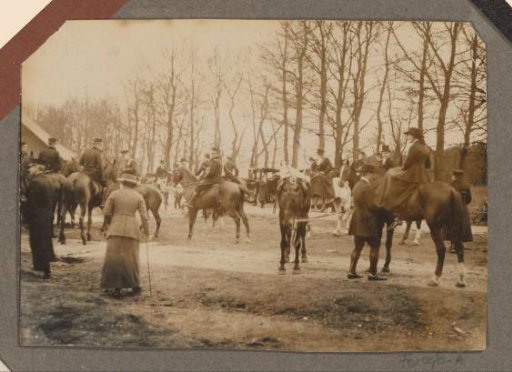 Equestrian scene at the Royal Hunting Lodge Het Loo: group on horseback amidst spectators